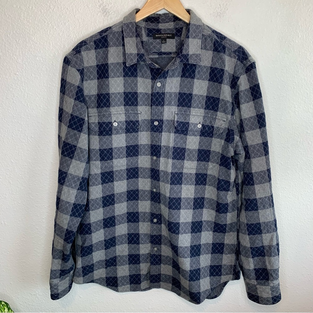 Banana Republic Slim fit Button down Long sleeve Flannel Shirt Men’s size Large